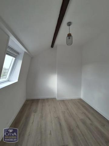 Maison à louer 2 pièces 83.5m² Sommaing (59213)