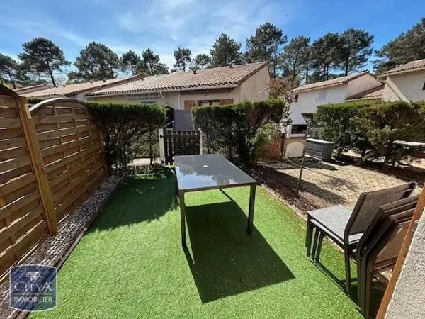 Maison à louer 1 pièce 28m² Les Mathes (17570)