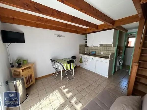 Maison à louer 1 pièce 28m² Les Mathes (17570)