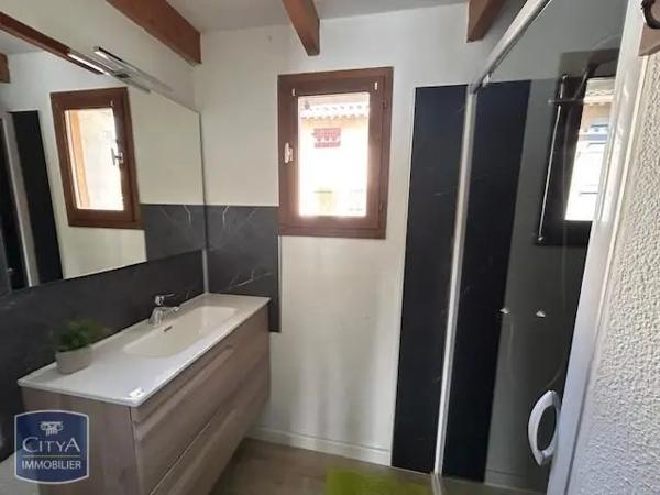 Maison à louer 1 pièce 28m² Les Mathes (17570)