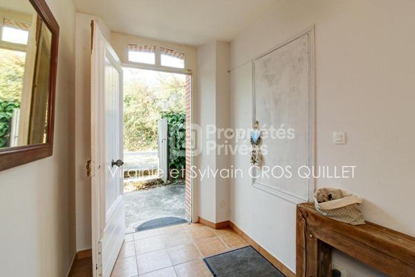 Maison de caractère secteur Lavaur 255 m2 + annexes sur grande parcelle