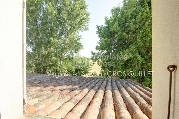 Maison de caractère secteur Lavaur 255 m2 + annexes sur grande parcelle