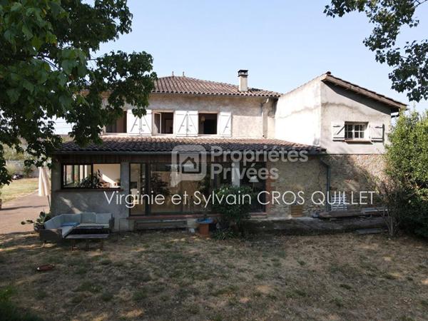 Maison de caractère secteur Lavaur 255 m2 + annexes sur grande parcelle