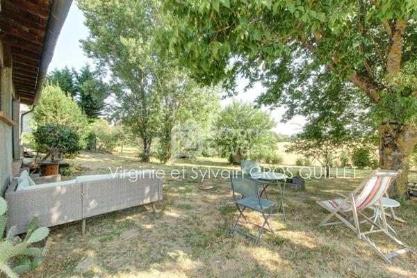 Maison de caractère secteur Lavaur 255 m2 + annexes sur grande parcelle