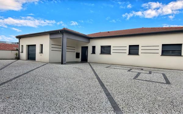 Maison à vendre    6 pièces • 138 m2 Saint-Maurice-l'Exil