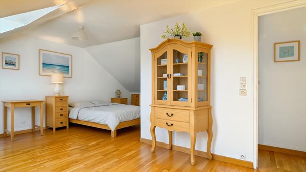 Saint-Nom-la-Bretèche (78860) MAISON TOTALEMENT ADAPTEE PMR - BIEN ENTRETENUE ET IDEALEMENT PLACEE (PROCHE ECOLE, COMMERCES, COLLEGE ET TRAN