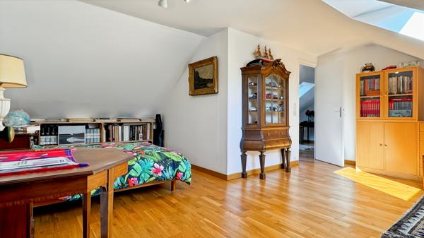 Saint-Nom-la-Bretèche (78860) MAISON TOTALEMENT ADAPTEE PMR - BIEN ENTRETENUE ET IDEALEMENT PLACEE (PROCHE ECOLE, COMMERCES, COLLEGE ET TRAN