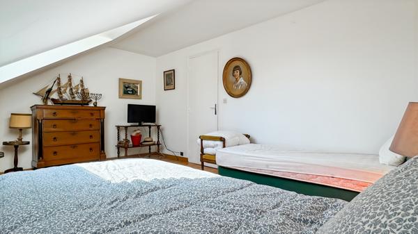 Saint-Nom-la-Bretèche (78860) MAISON TOTALEMENT ADAPTEE PMR - BIEN ENTRETENUE ET IDEALEMENT PLACEE (PROCHE ECOLE, COMMERCES, COLLEGE ET TRAN