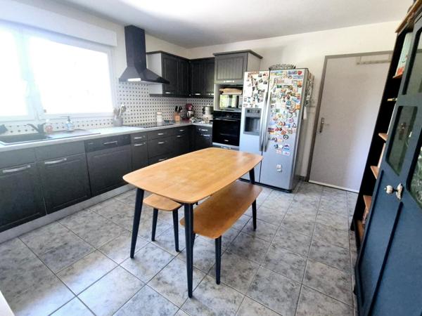 Découvrez la maison parfaite où confort, élégance et harmonie se rencontrent pour créer votre havre de paix idéal.