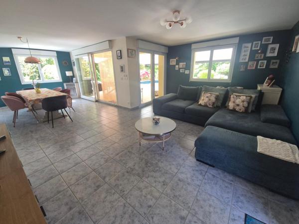 Découvrez la maison parfaite où confort, élégance et harmonie se rencontrent pour créer votre havre de paix idéal.