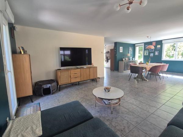 Découvrez la maison parfaite où confort, élégance et harmonie se rencontrent pour créer votre havre de paix idéal.