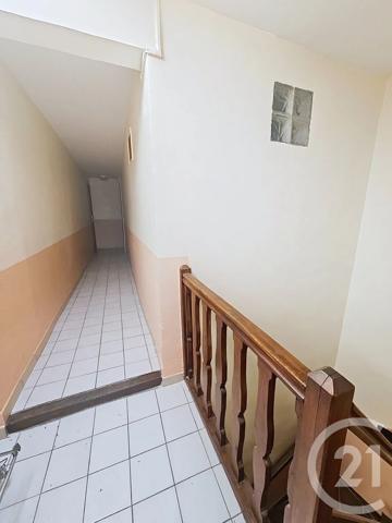 Appartement F3 à vendre  2 pièces - 34,28 m 2   SETE  - 34