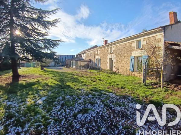 Maison à vendre 5 pièces 190 m² Pas-de-Jeu