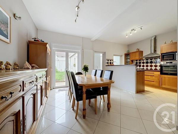 Maison à vendre  5 pièces - 96 m 2   CROIX  - 59