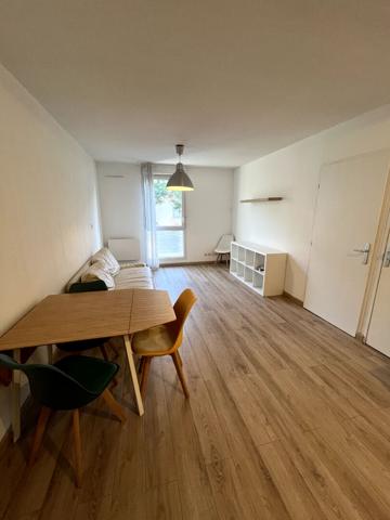 Appartement Marseille 2 pièce(s) 35.24 m2 saint Victor 13007