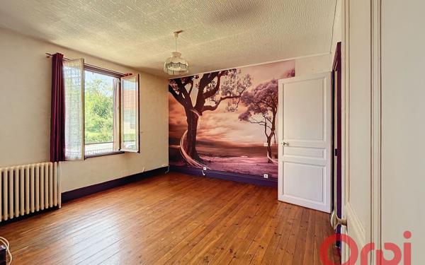 Maison à vendre    5 pièces • 116 m2 Désertines