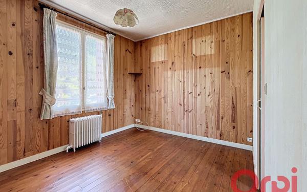 Maison à vendre    5 pièces • 116 m2 Désertines