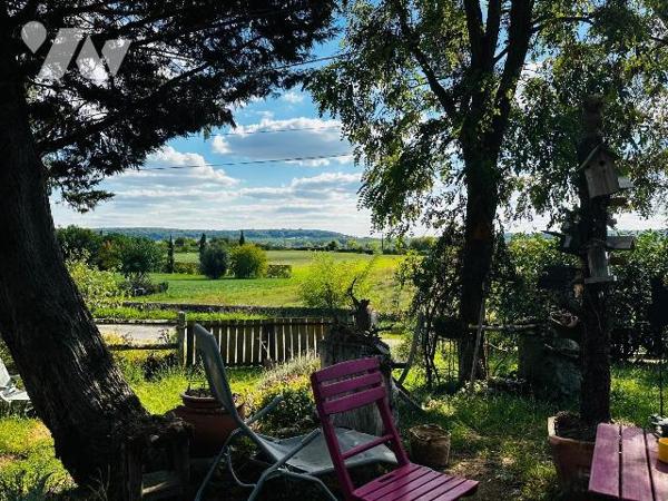 EXCLUSIF
Maison d'habitation ossature bois composée :
Pièce à vivre
Cuisine
Poêle à granulé...