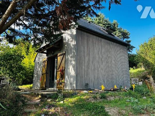 EXCLUSIF
Maison d'habitation ossature bois composée :
Pièce à vivre
Cuisine
Poêle à granulé...