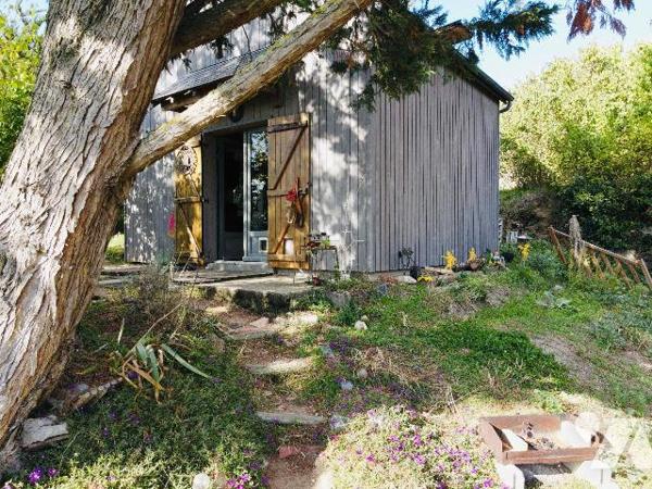 EXCLUSIF
Maison d'habitation ossature bois composée :
Pièce à vivre
Cuisine
Poêle à granulé...