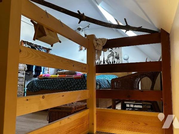 EXCLUSIF
Maison d'habitation ossature bois composée :
Pièce à vivre
Cuisine
Poêle à granulé...