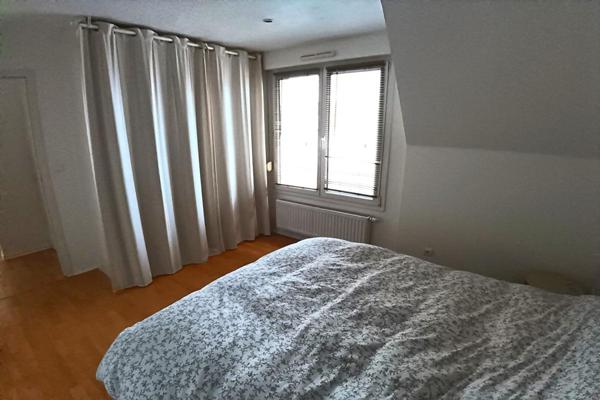 Appartement 3 /4 pièces 80 m2 avec 3 balcons, garage et cave