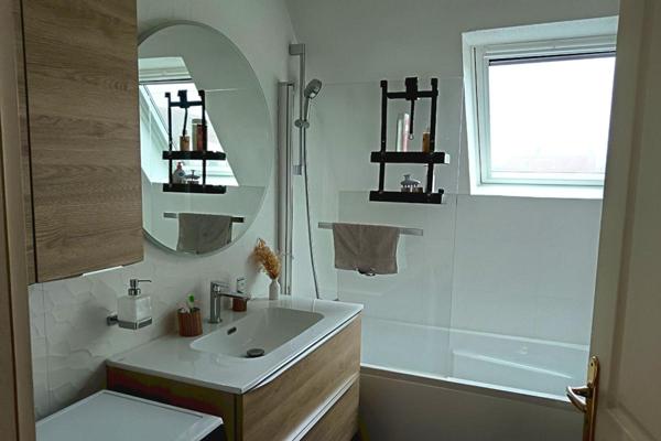 Appartement 3 /4 pièces 80 m2 avec 3 balcons, garage et cave