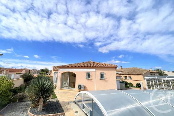 Maison à vendre  4 pièces - 111 m 2   STE MARIE LA MER  - 66