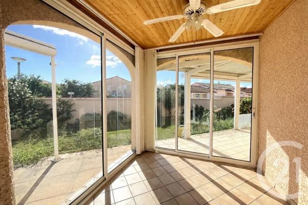 Maison à vendre  4 pièces - 111 m 2   STE MARIE LA MER  - 66