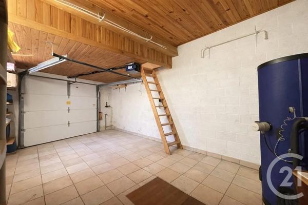 Maison à vendre  4 pièces - 111 m 2   STE MARIE LA MER  - 66