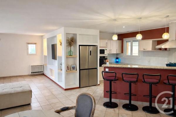 Maison à vendre  4 pièces - 111 m 2   STE MARIE LA MER  - 66