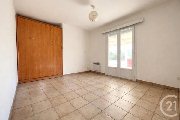 Maison à vendre  4 pièces - 111 m 2   STE MARIE LA MER  - 66