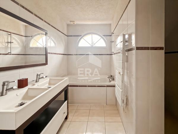 À louer ? Belle maison familiale meublée de 7 pièces à Dammarie-les-Lys