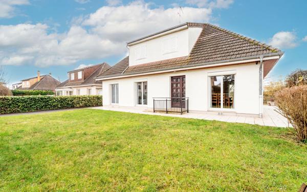 Maison à vendre    4 pièces •  Arnas