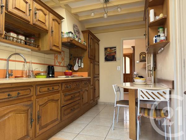 Maison à vendre  6 pièces - 137 m 2   SOYONS  - 07