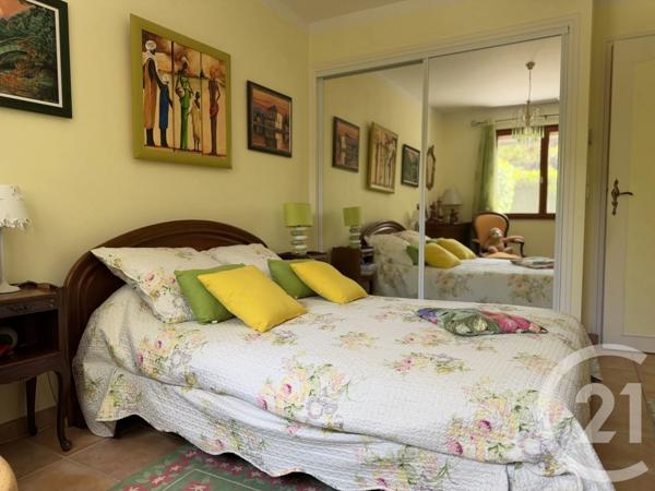 Maison à vendre  6 pièces - 137 m 2   SOYONS  - 07