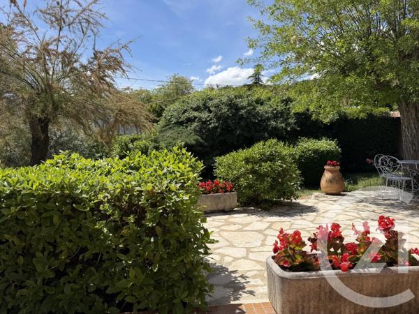 Maison à vendre  6 pièces - 137 m 2   SOYONS  - 07
