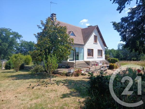 Maison à vendre  5 pièces - 133,50 m 2   DOMERAT  - 03