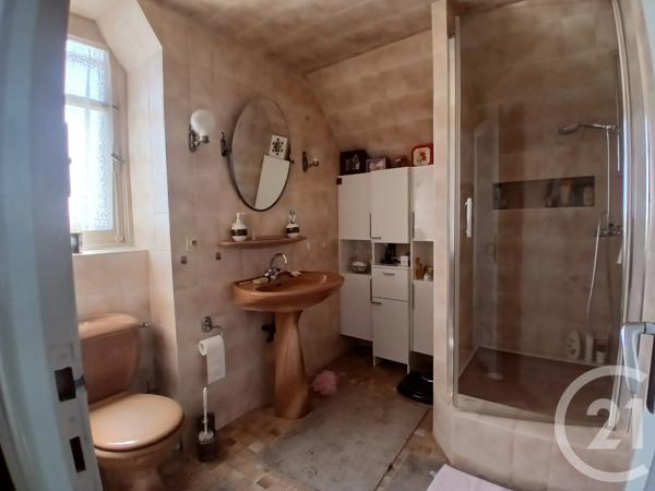 Maison à vendre  5 pièces - 133,50 m 2   DOMERAT  - 03