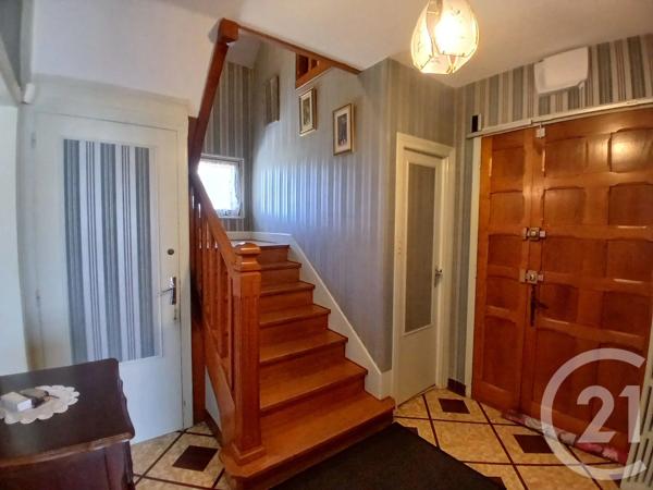 Maison à vendre  5 pièces - 133,50 m 2   DOMERAT  - 03