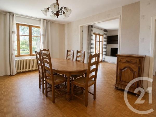 Maison à vendre  5 pièces - 133,50 m 2   DOMERAT  - 03