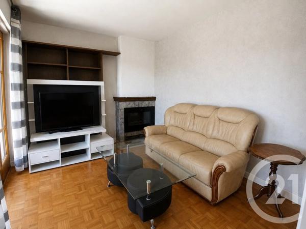 Maison à vendre  5 pièces - 133,50 m 2   DOMERAT  - 03