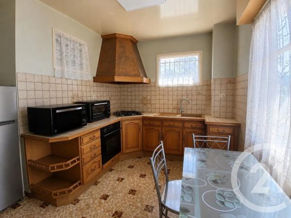 Maison à vendre  5 pièces - 133,50 m 2   DOMERAT  - 03
