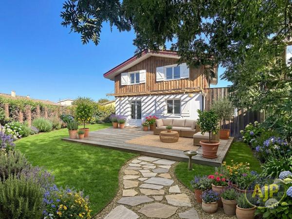 Maison à vendre Audenge - 4 pièces, 85m² avec 3 chambre(s) à 349 800€ - AJP Immobilier Audenge