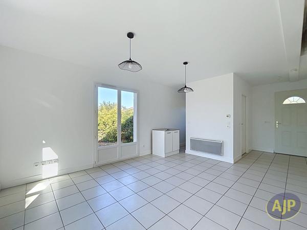 Maison à vendre Audenge - 4 pièces, 85m² avec 3 chambre(s) à 349 800€ - AJP Immobilier Audenge