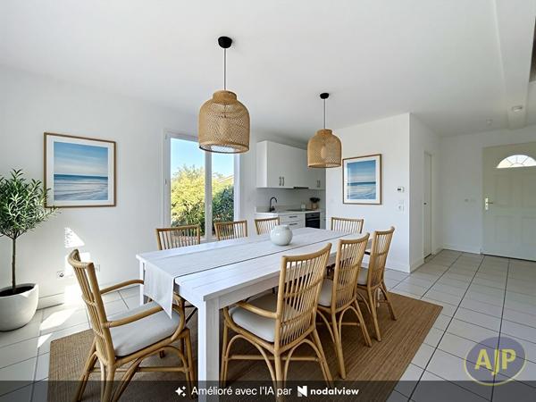 Maison à vendre Audenge - 4 pièces, 85m² avec 3 chambre(s) à 349 800€ - AJP Immobilier Audenge