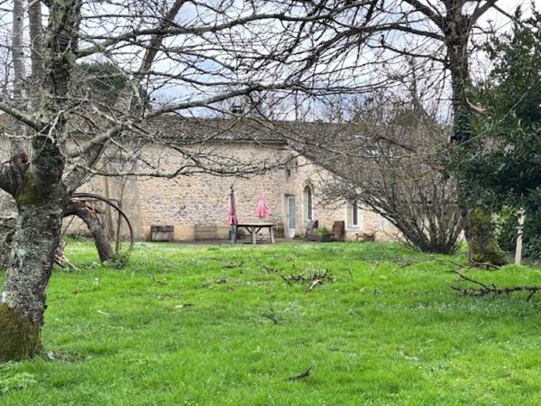Maison en Pierre 278m2 - Village proche Creon 10 pièce(s)