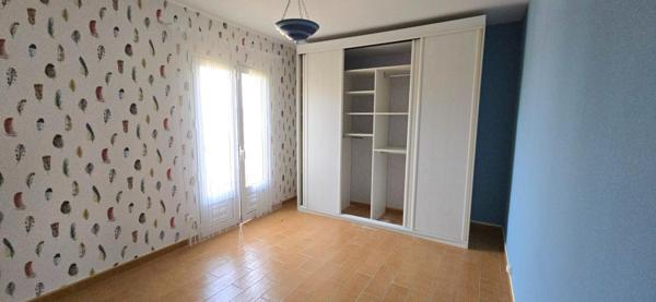 Maison individuelle de standing, avec piscine et double garage