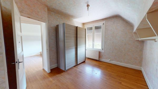 Maison sur sous-sol -Nevers 104 m2