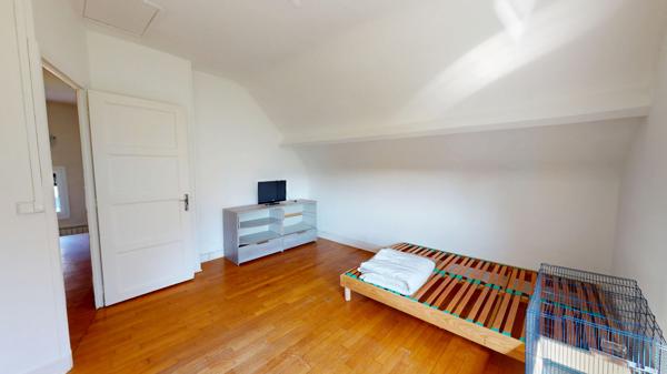 Maison sur sous-sol -Nevers 104 m2